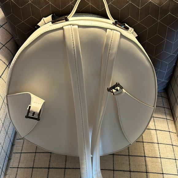 New! Shane Dawson X Jeffree Star white pig backpack - Picture 3 of 6